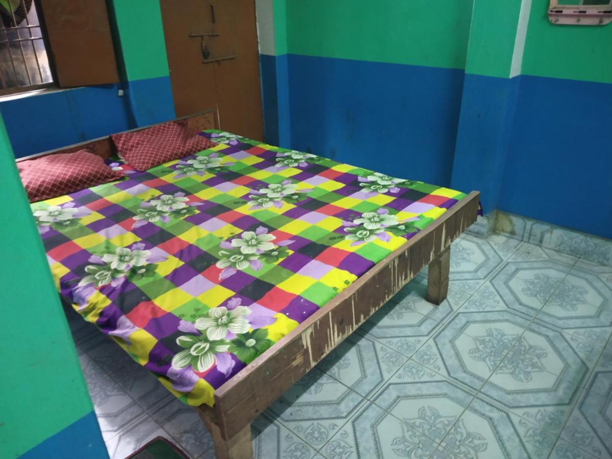Hotel Yatri Niwas Varanasi Dış mekan fotoğraf