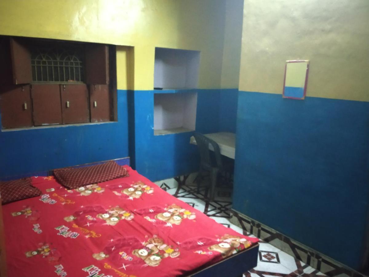 Hotel Yatri Niwas Varanasi Dış mekan fotoğraf